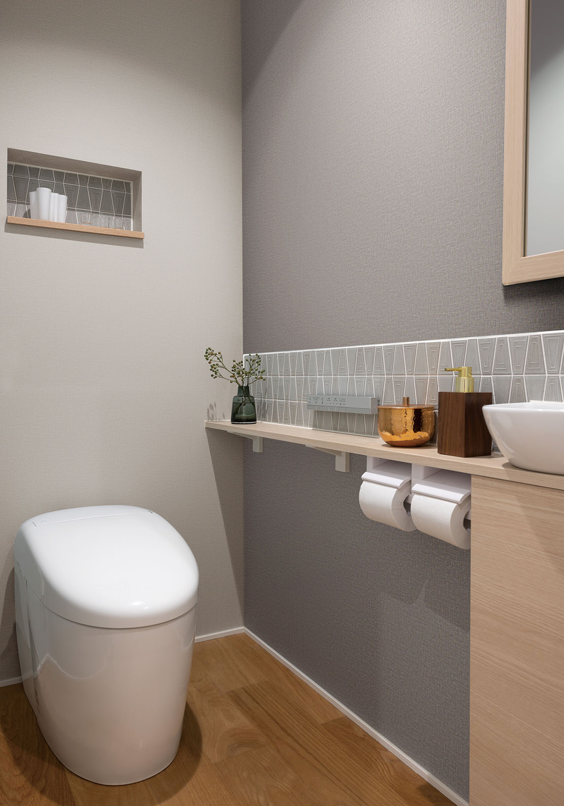 トイレ｜Medium Modern ミディアムモダン＜JAPANDI＞